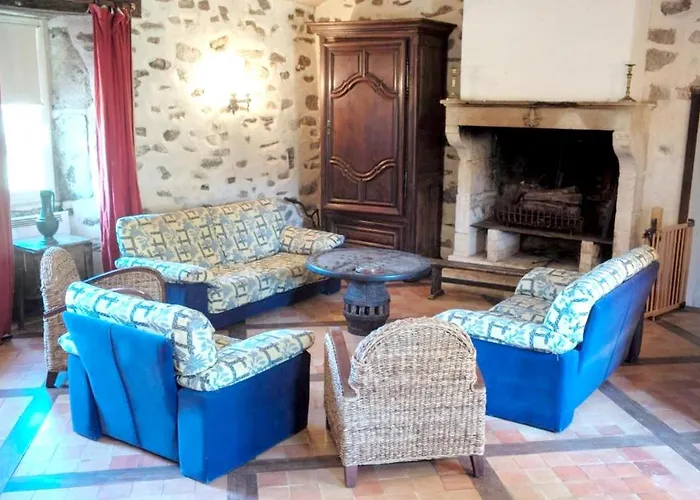 Maison De 3 Avec Jardin Clos Et Wifi A Hébergement de vacances Landevieille